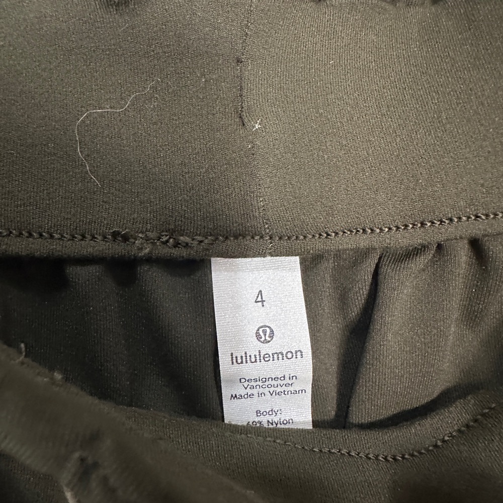 Lululemon Drawstring Pants size 4 - Picture 2 of 5